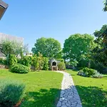Garden House